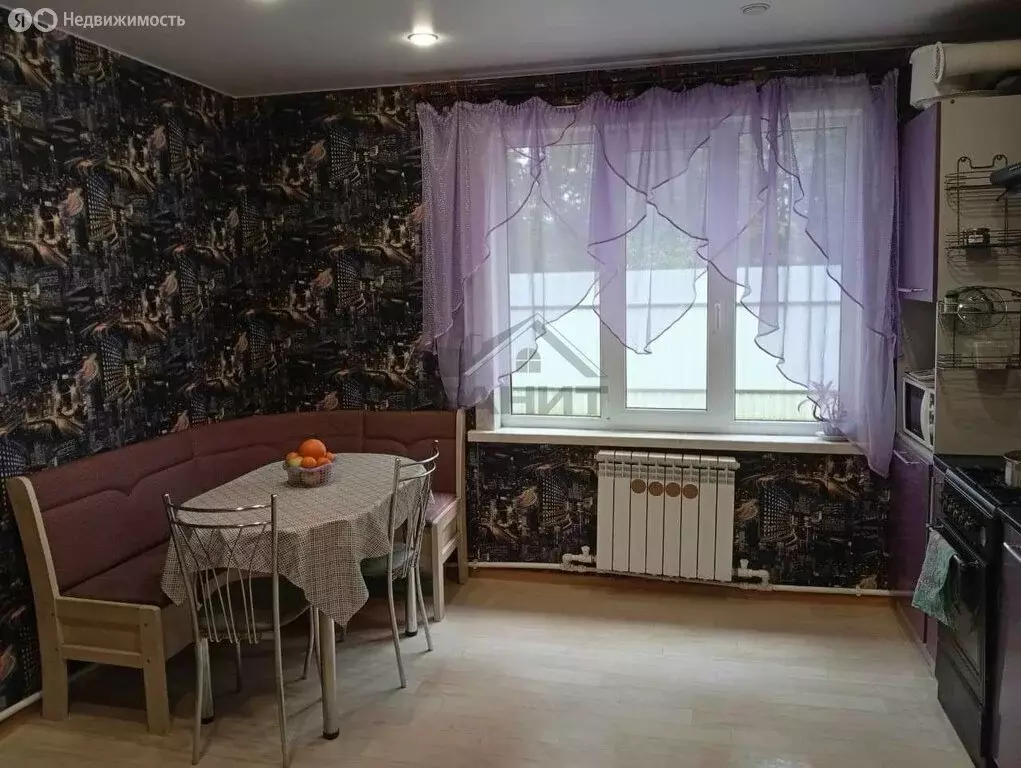 Дом в Новгородская область, рабочий посёлок Крестцы, Островская улица, ... - Фото 1