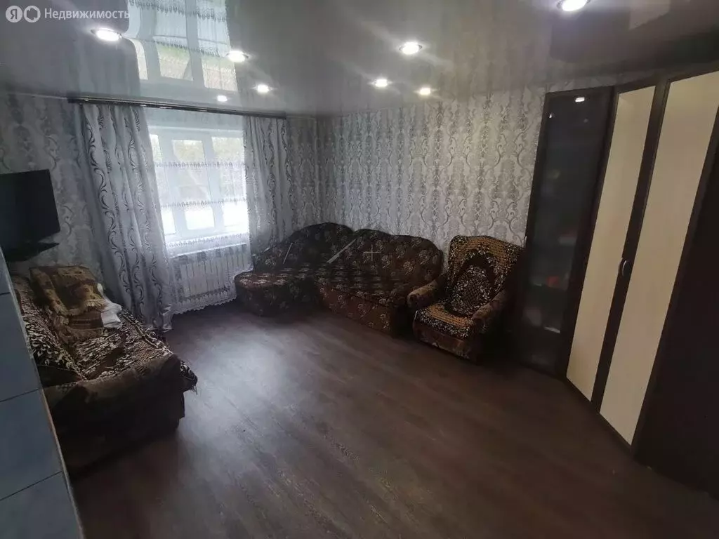 Дом в Новгородская область, рабочий посёлок Крестцы, Локаторная улица, ... - Фото 1