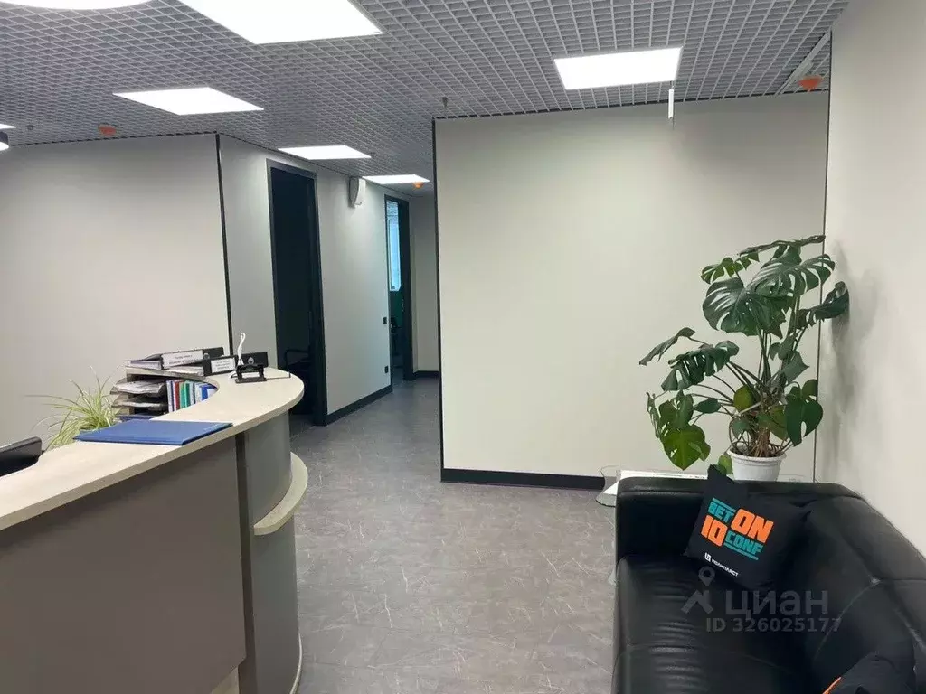 Офис в Москва Садовая-Спасская ул., 28 (403 м) - Фото 2