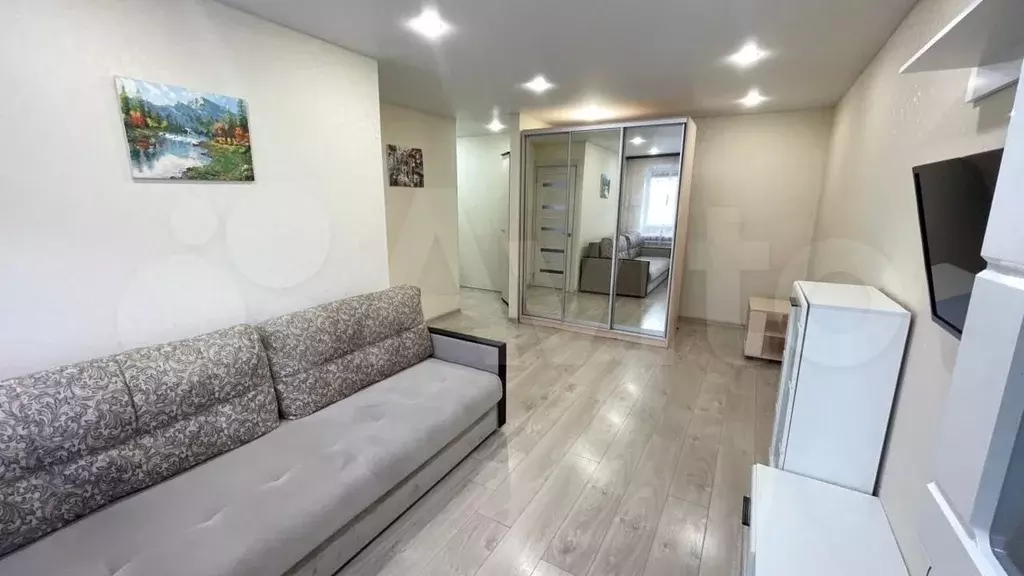 1-к. квартира, 31 м, 5/5 эт. - Фото 0