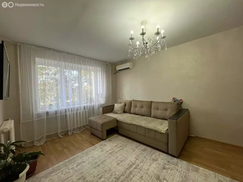 2-комнатная квартира: Астрахань, улица Куликова, 50 (45.9 м) - Фото 1