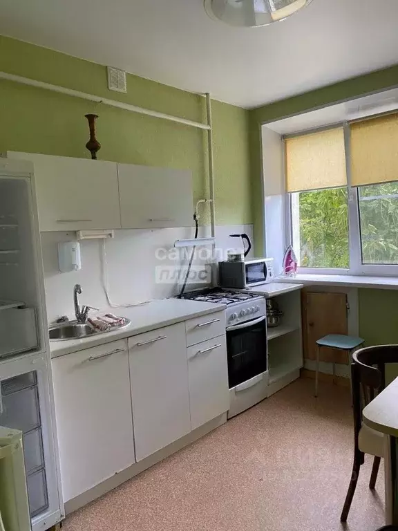 3-к кв. Волгоградская область, Волгоград ул. Маршала Еременко, 92 ... - Фото 1