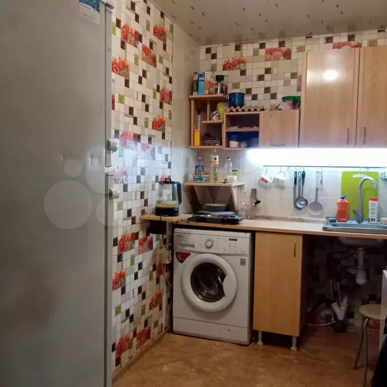 Комната 18 м в 8-к., 3/5 эт. - Фото 1