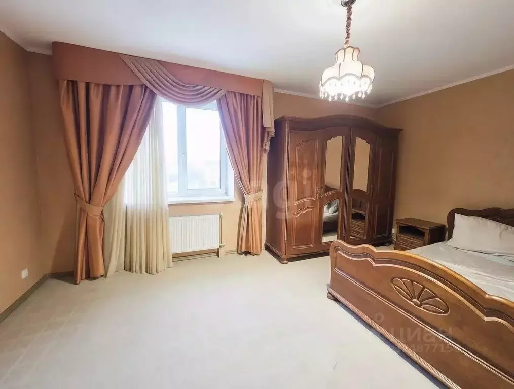 Дом в Псковская область, Остров ул. Энтузиастов, 12 (305 м) - Фото 1