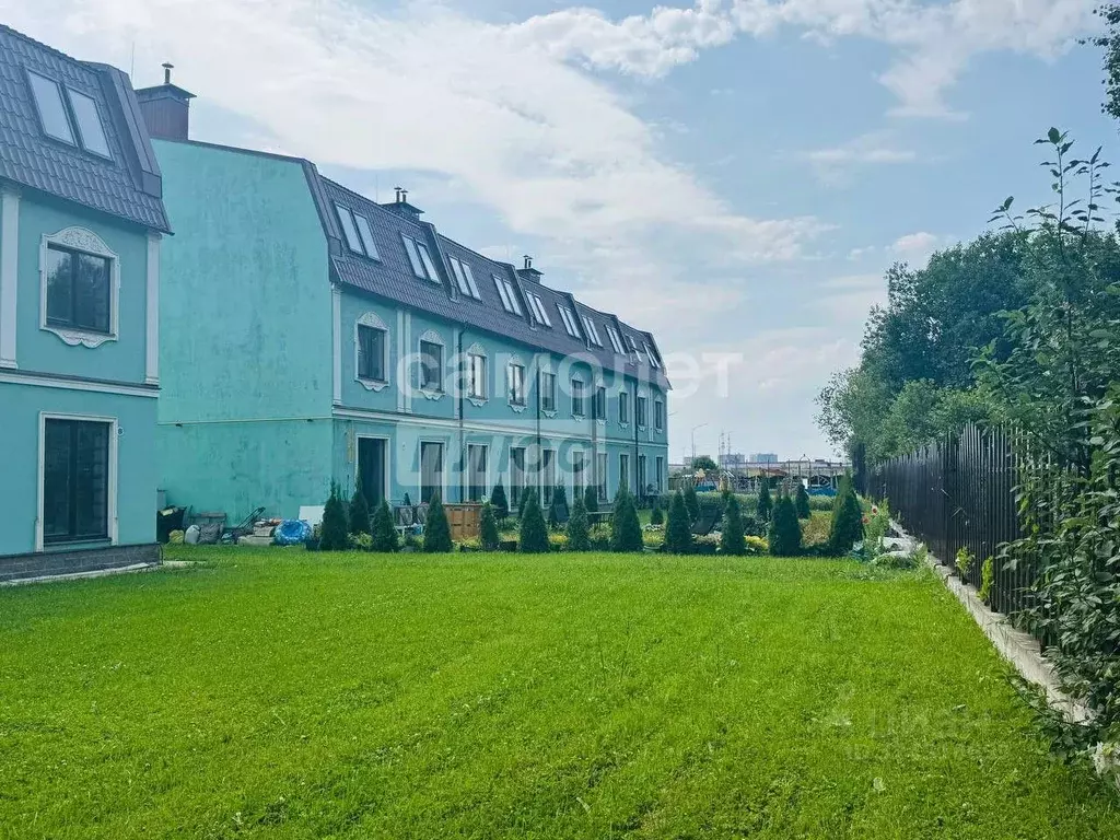 Таунхаус в Ленинградская область, Всеволожский район, Свердловское ... - Фото 1