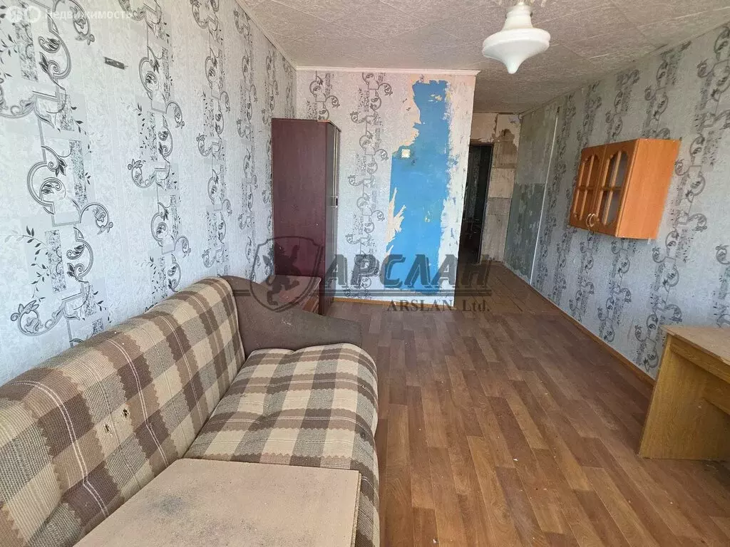3-комнатная квартира: посёлок городского типа Васильево, Школьная ... - Фото 1