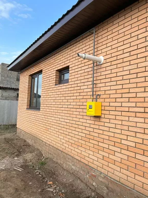 Дом в Саратовская область, Энгельсский район, Новопушкинское ... - Фото 2