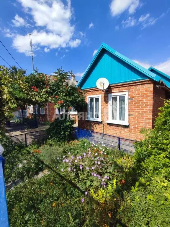 Дом в Краснодарский край, Тимашевский район, Медведовское с/пос, ... - Фото 1