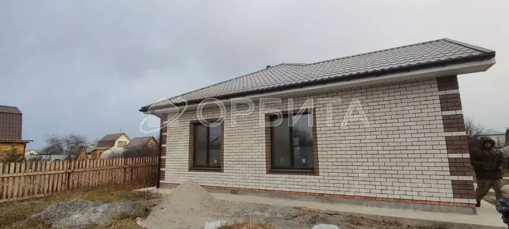 Дом в Тюменская область, Тюмень Садовое товарищество Липовый остров, ... - Фото 1