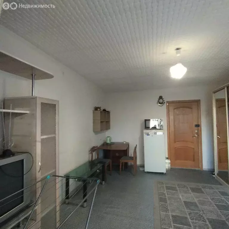 1к в 4-комнатной квартире (18 м) - Фото 1