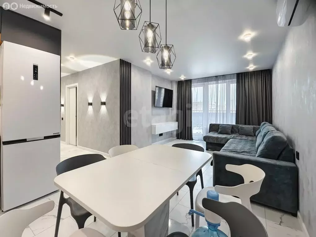 2-комнатная квартира: Тюмень, Лесопарковая улица, 1к1 (57.7 м) - Фото 2