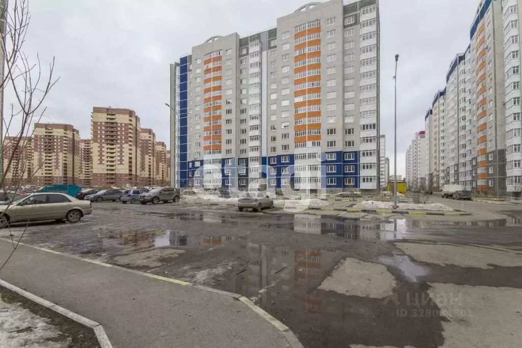 1-к кв. Тюменская область, Тюмень Широтная ул., 170к4 (43.4 м) - Фото 0