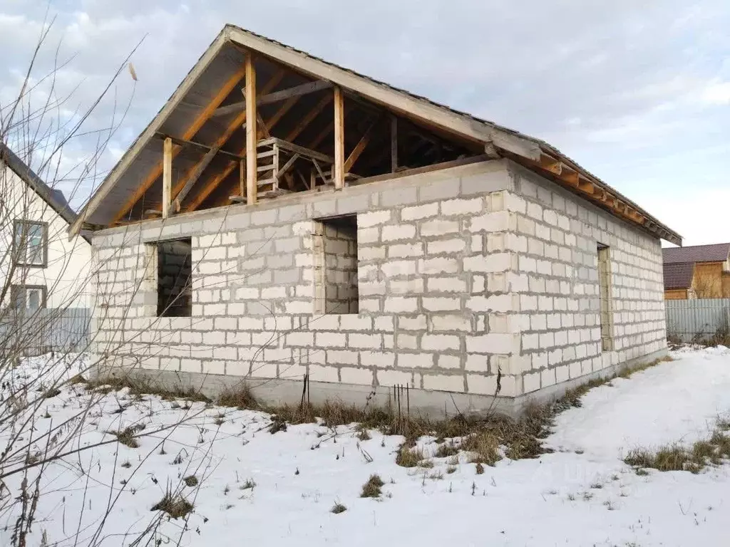 Дом в Свердловская область, Екатеринбург муниципальное образование, с. ... - Фото 0