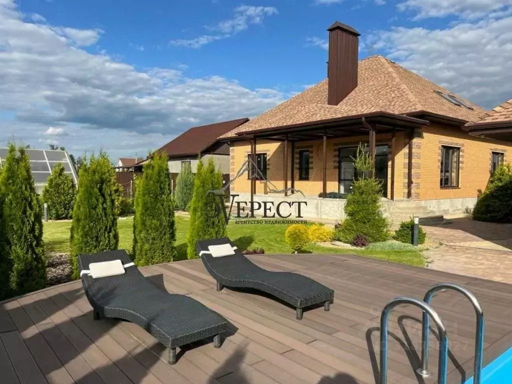 Дом в Белгородская область, Старооскольский городской округ, с. ... - Фото 1