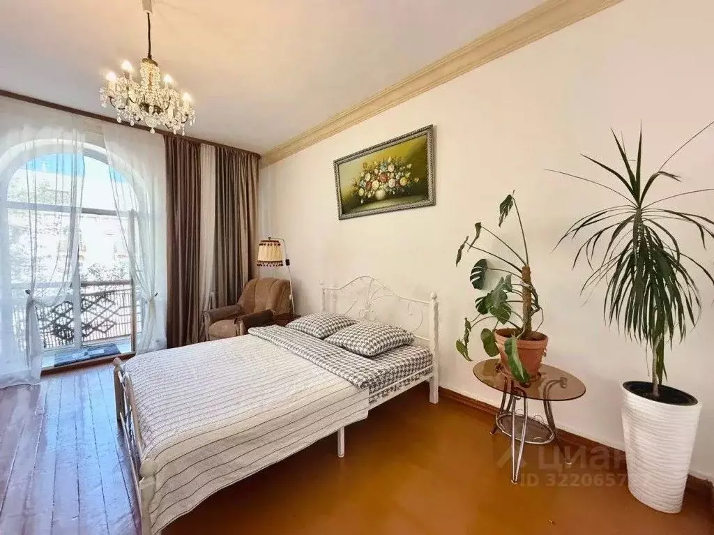 3-к кв. Бурятия, Улан-Удэ Коммунистическая ул., 41 (85.0 м) - Фото 1