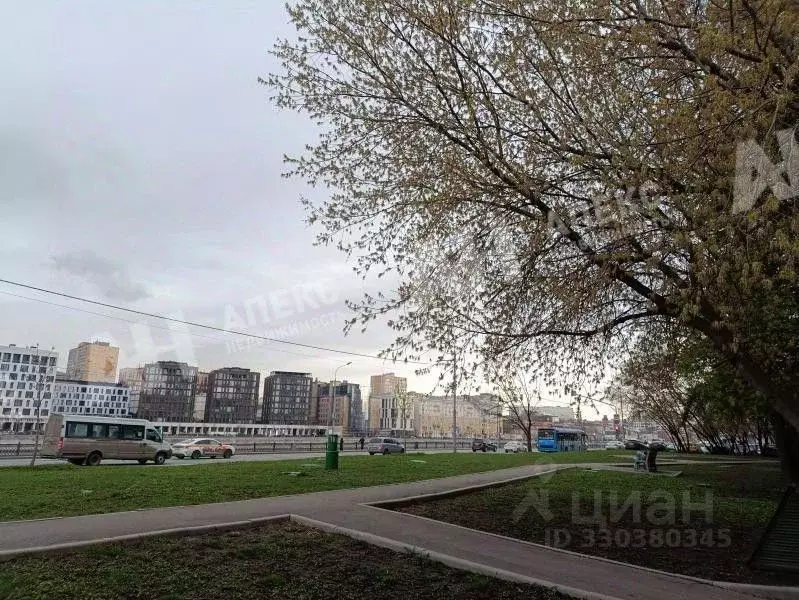 Помещение свободного назначения в Москва Бережковская наб., 12 (700 м) - Фото 1