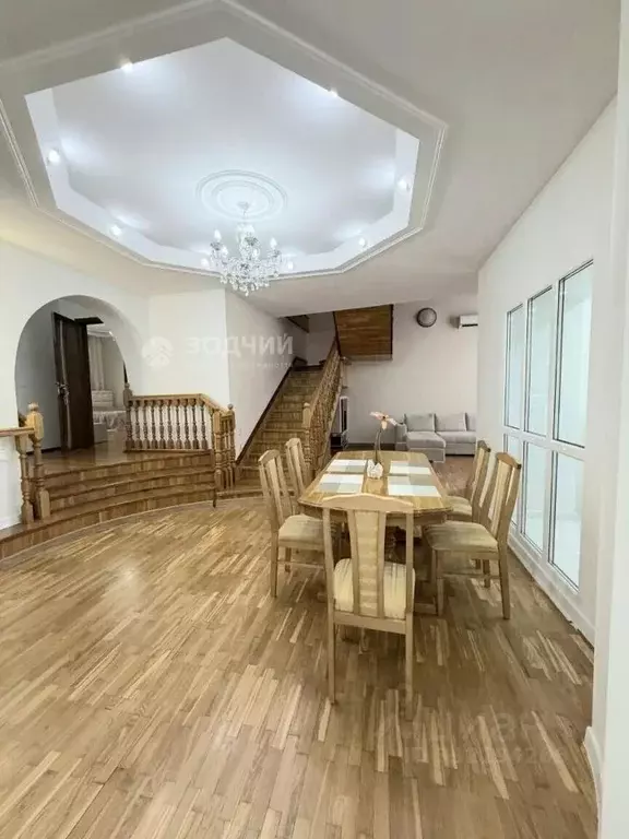 4-к кв. Чувашия, Чебоксары ул. Лебедева, 7к1 (280.0 м) - Фото 1