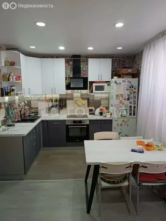 2-комнатная квартира: Барнаул, улица Сергея Ускова, 42 (55.8 м) - Фото 0