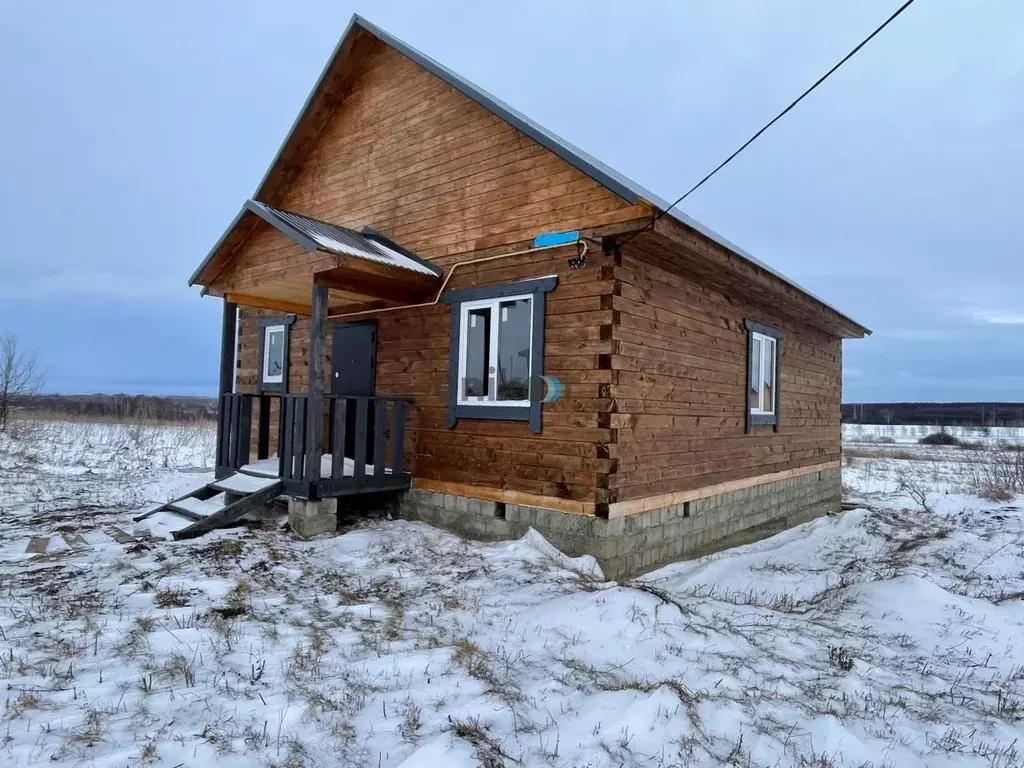 Дом в Башкортостан, Иглинский сельсовет, с. Иглино ул. Вакульского, 10 ... - Фото 0