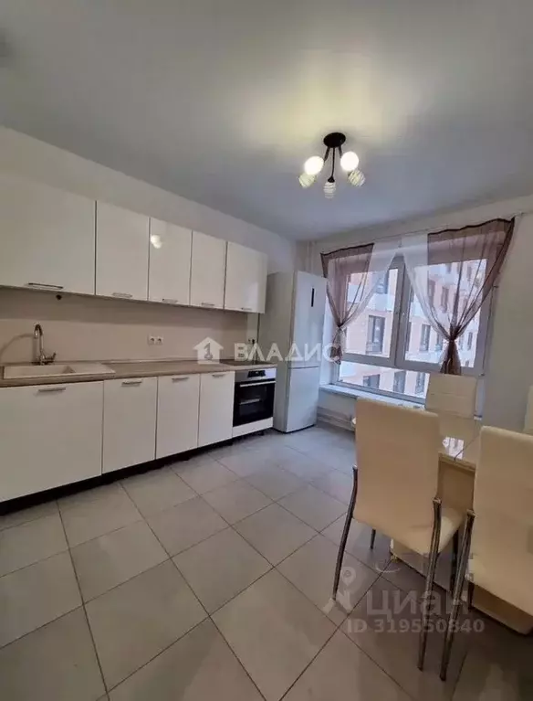 2-к кв. Московская область, Люберцы ул. Летчика Ларюшина, 6к2 (62.0 м) - Фото 0