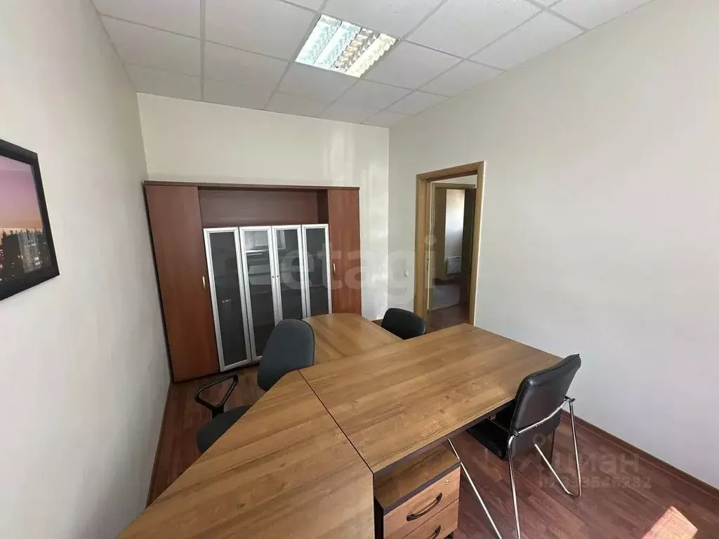 Офис в Тюменская область, Тюмень ул. Самарцева, 18 (23 м) - Фото 1