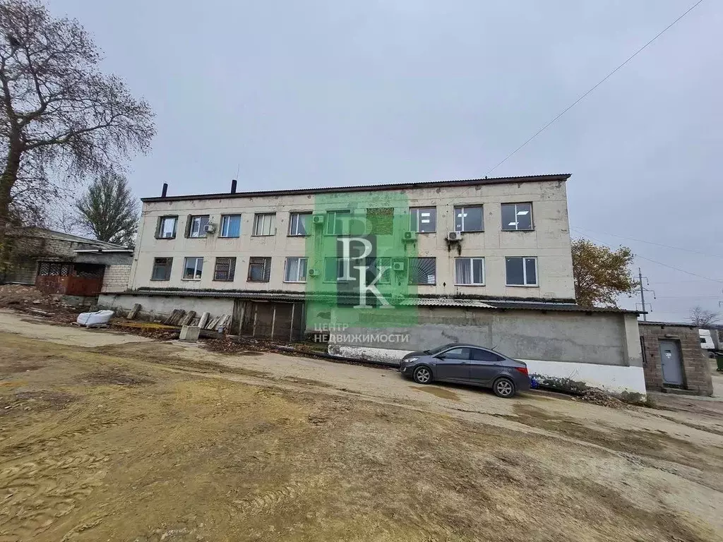 Помещение свободного назначения в Севастополь ул. Шабалина, 27 (500 м) - Фото 2
