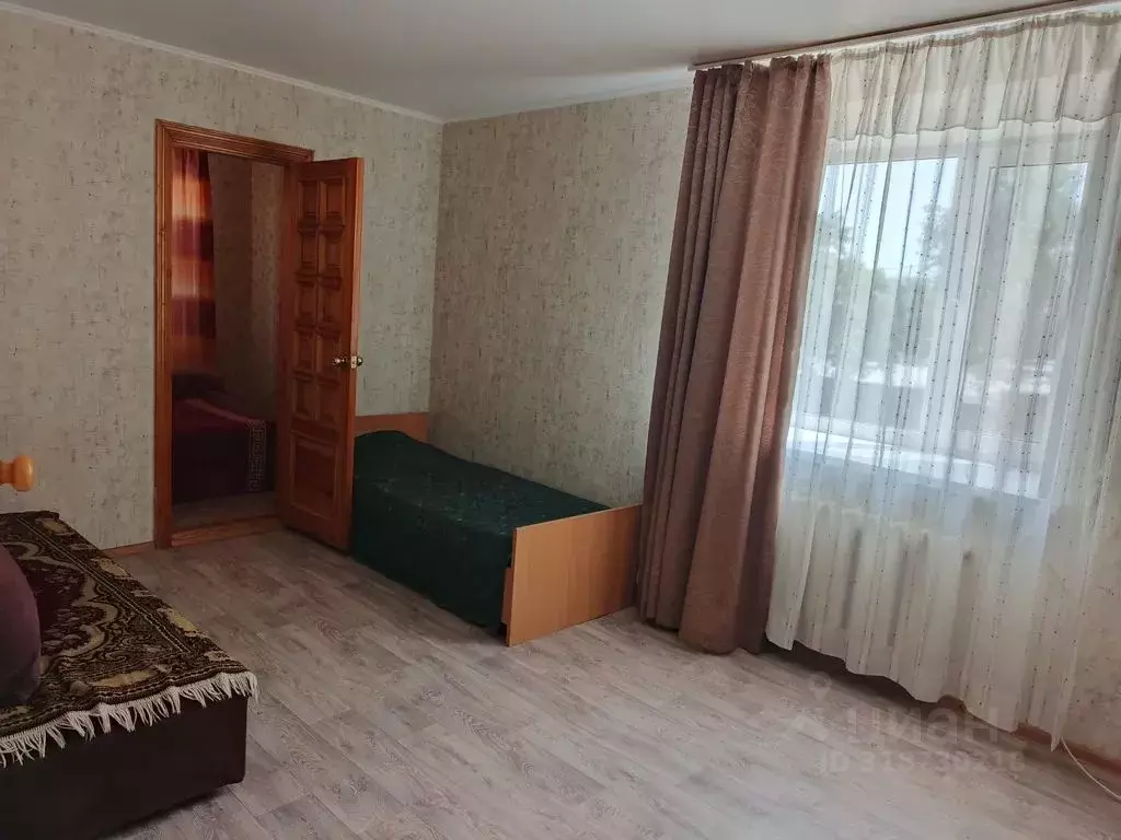 2-к кв. Оренбургская область, Соль-Илецк ул. Персиянова, 131 (43.0 м) - Фото 0