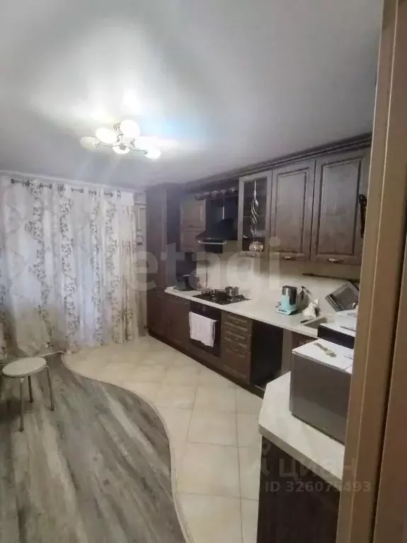 3-к кв. Башкортостан, Нефтекамск Комсомольский просп., 68 (81.0 м) - Фото 1