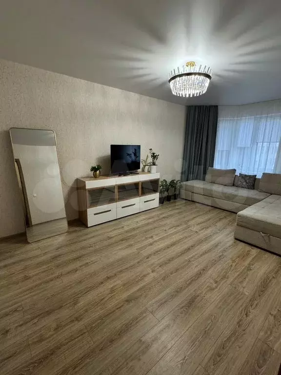 1-к. квартира, 41 м, 5/17 эт. - Фото 1
