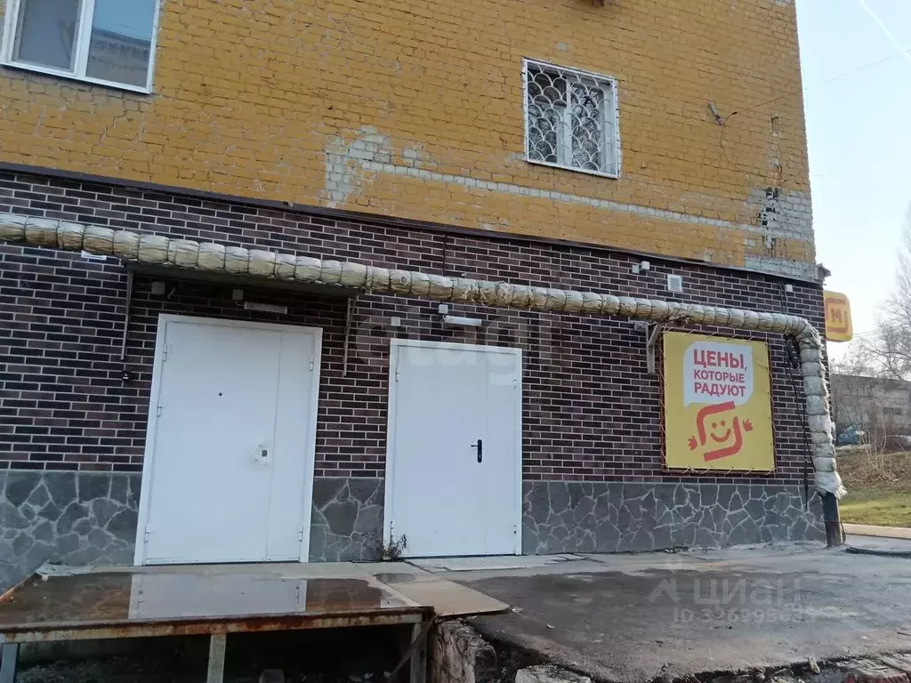 Торговая площадь в Саратовская область, Саратов просп. Имени 50 лет ... - Фото 2