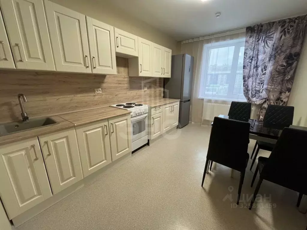 3-к кв. Санкт-Петербург Ленинский просп., 68 (75.1 м) - Фото 0