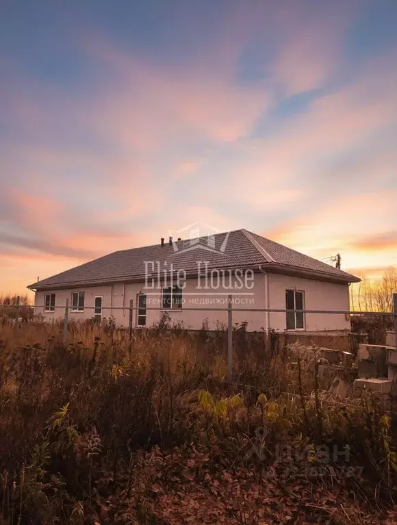Дом в Калужская область, Калуга ул. Непокоренных Ленинградцев, 69/11 ... - Фото 1
