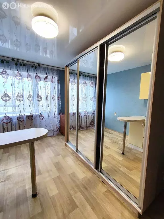 1к в 4-комнатной квартире (11.9 м) - Фото 1