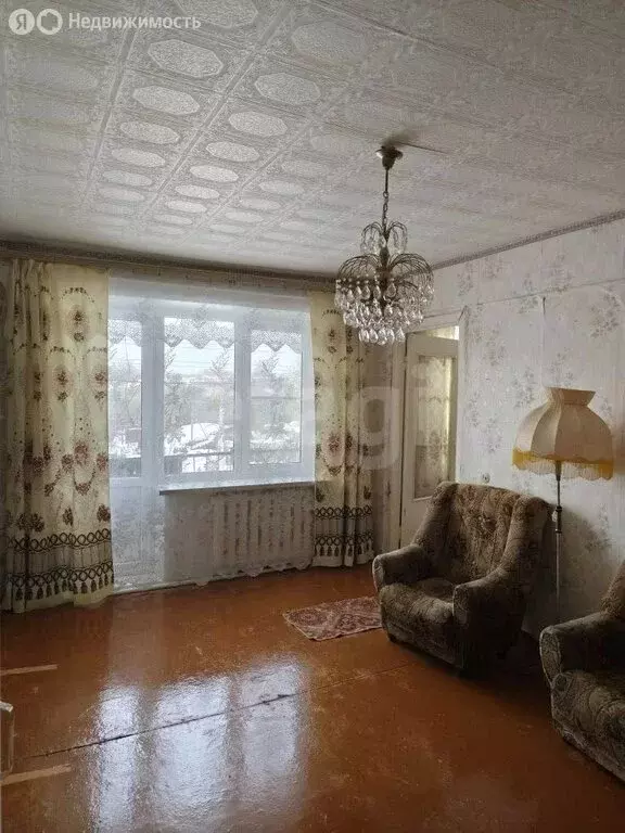 3-комнатная квартира: деревня Сугоново, 5 (56 м) - Фото 2