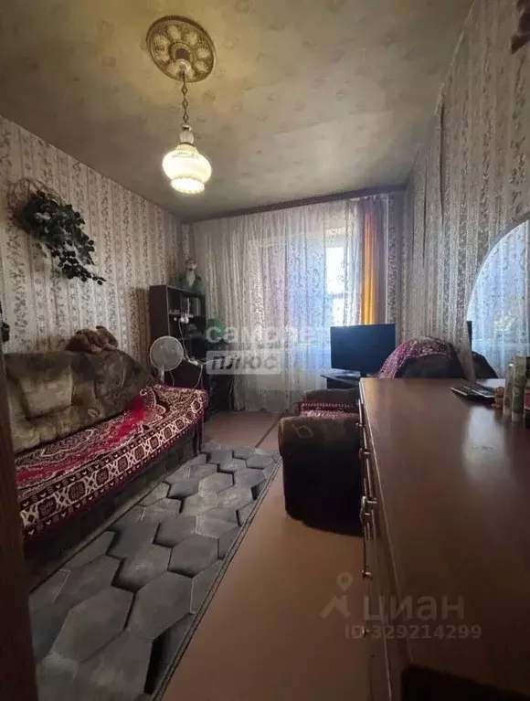 2-к кв. Самарская область, Сызрань просп. 50 лет Октября, 72 (51.3 м) - Фото 0