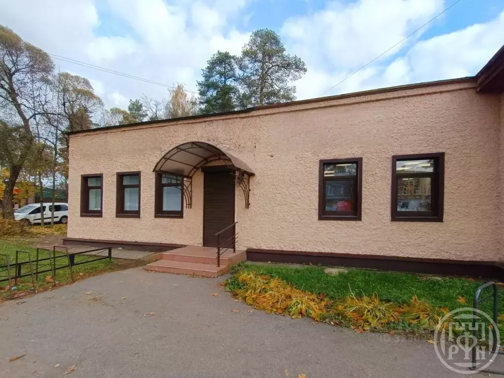 Помещение свободного назначения в Санкт-Петербург пос. Песочный, ... - Фото 1