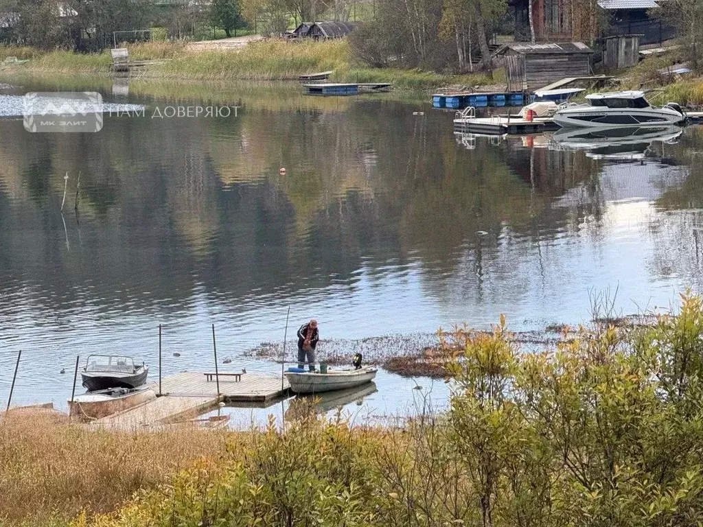 Дом в Карелия, Лахденпохский муниципальный округ, пос. Ласанен ул. ... - Фото 2
