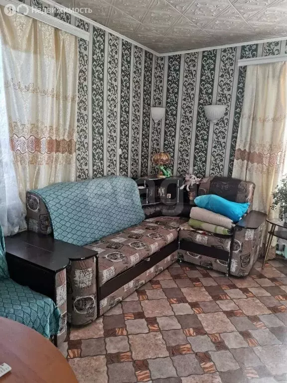 Дом в посёлок городского типа Чернышевск, Центральная улица (85.9 м) - Фото 1