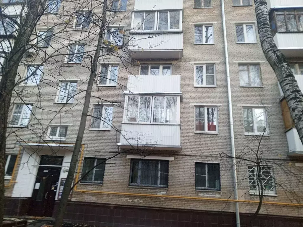 Доля в квартира-студии, 11 м, 1/5 эт. - Фото 1