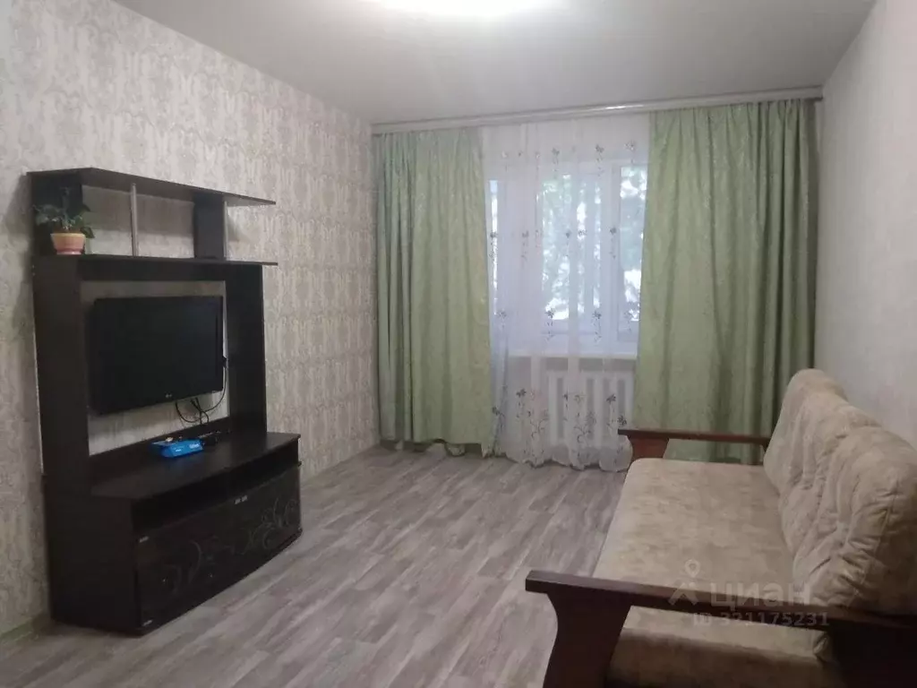 2-к кв. Крым, Симферополь ул. Куйбышева, 4 (49.0 м) - Фото 0