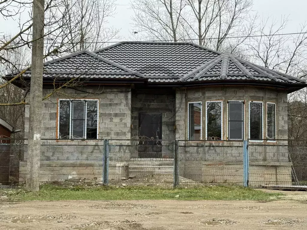 Дом в Краснодарский край, Хадыженск Апшеронский район, Береговая ул. ... - Фото 2