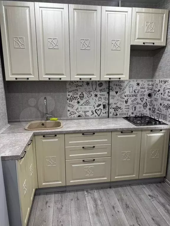1-к. квартира, 33,3 м, 1/5 эт. - Фото 1