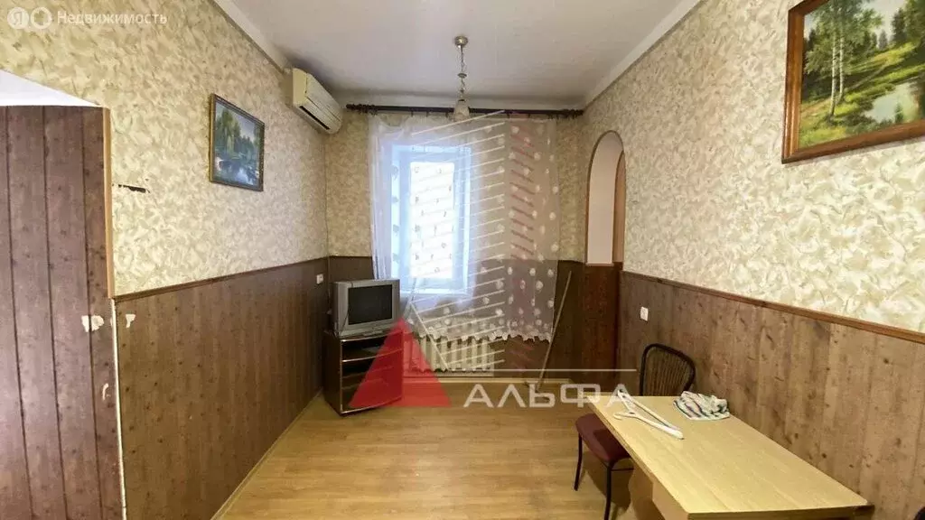 2-комнатная квартира: Евпатория, улица Революции, 55 (28 м) - Фото 1