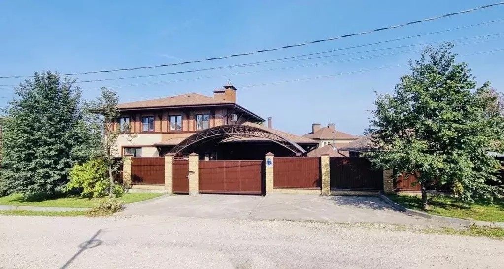 Коттедж в Нижегородская область, Нижний Новгород наб. Гребного канала ... - Фото 1