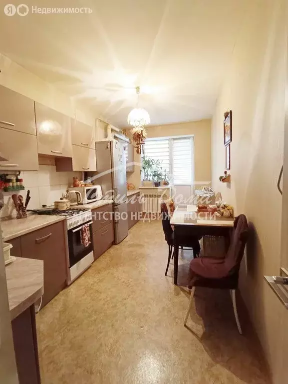 3-комнатная квартира: Волгоград, улица Грибанова, 6 (72 м) - Фото 1