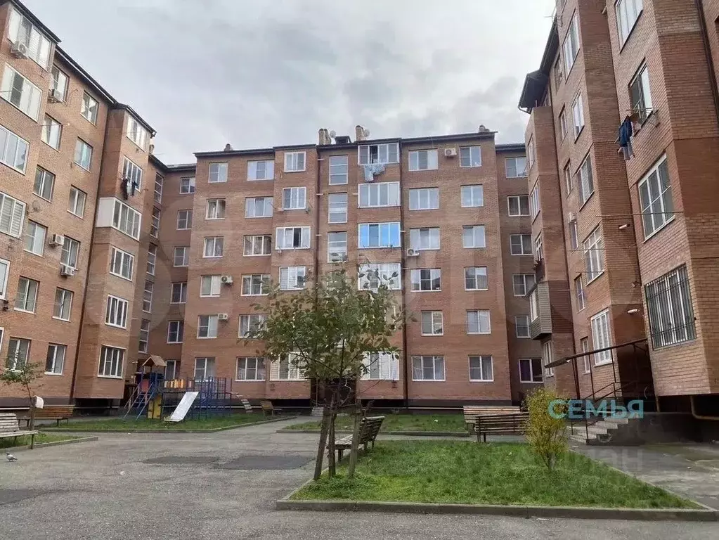 3-к кв. Северная Осетия, Владикавказ ул. Зураба Магкаева, 83к1 (75.0 ... - Фото 1