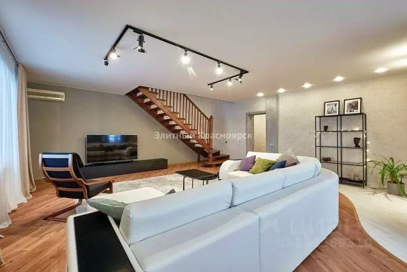 5-к кв. Красноярский край, Красноярск Фруктовая ул., 2 (183.0 м) - Фото 1