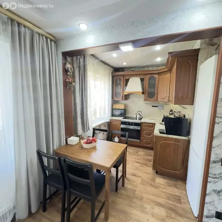 3-комнатная квартира: Усолье-Сибирское, проспект Химиков, 11 (49.5 м) - Фото 2