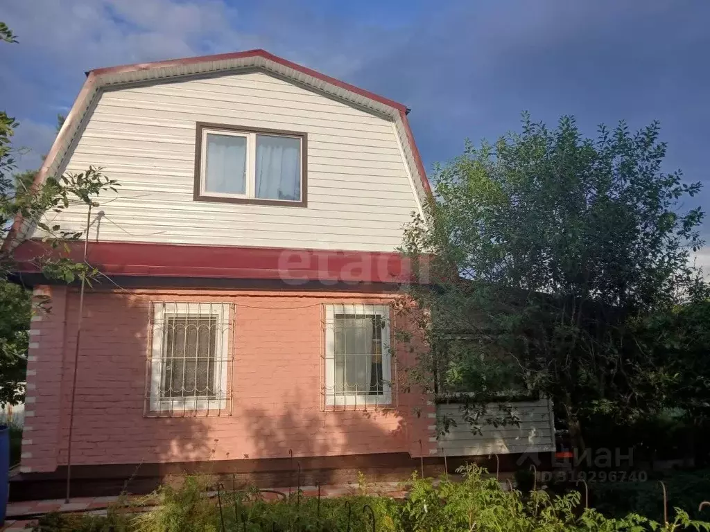 Дом в Омская область, Омск Мостовик СНТ, аллея 6-я, 181 (45 м) - Фото 1