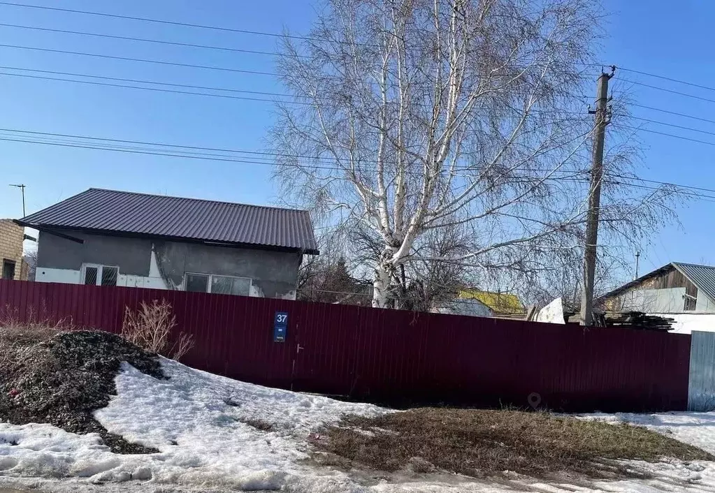 Дом в Саратовская область, Саратов ул. 2-я Нефтегорская, 37 (59 м) - Фото 2